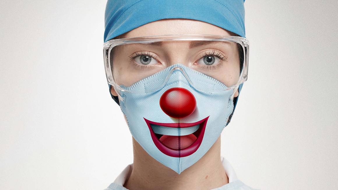 Çocuklara Hastaneleri Sevdirecek Maskeler